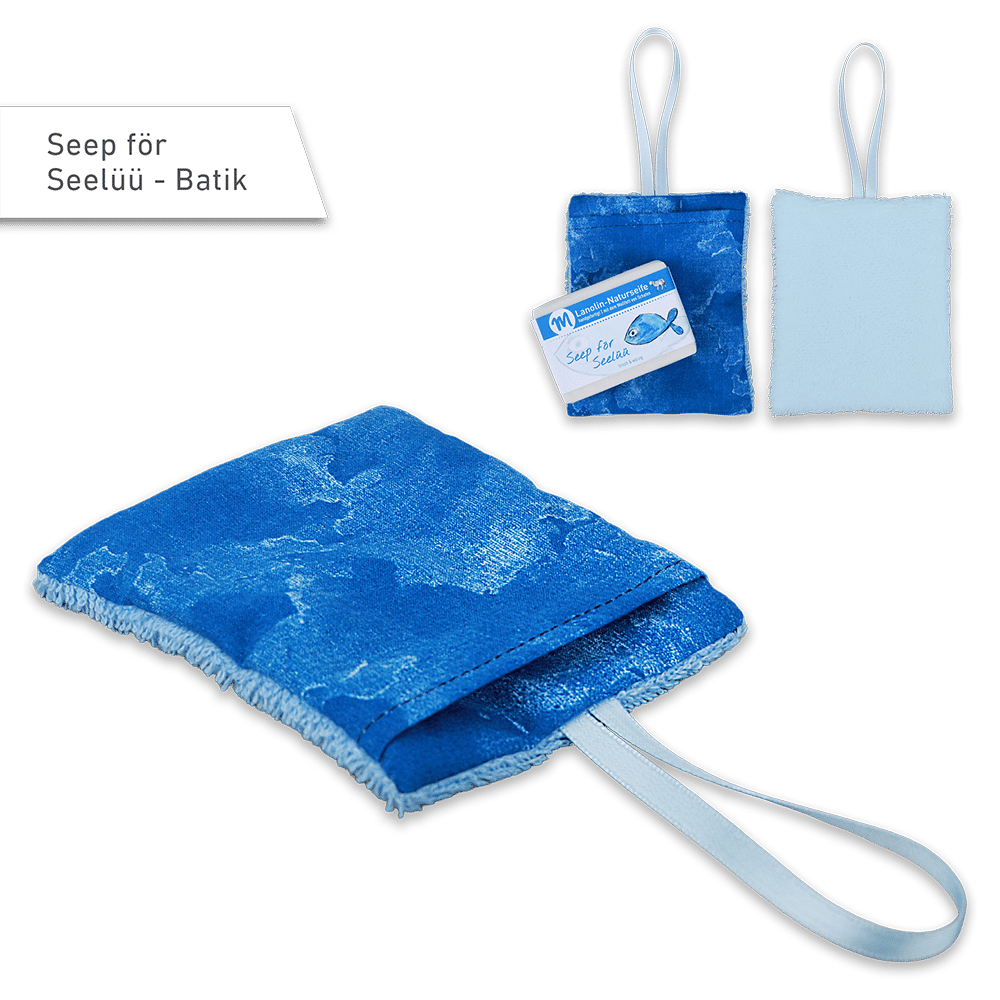 Seifenbeutel mit blauem Batik-Motiv.