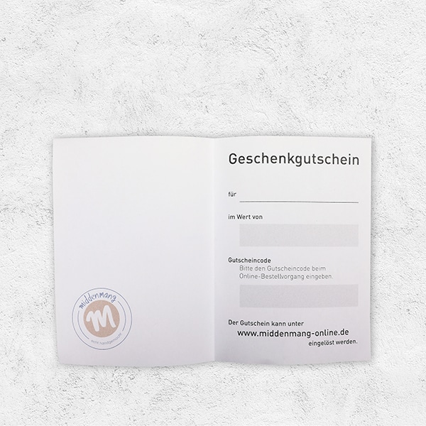 Eine aufgeklappte Gutscheinkarte.