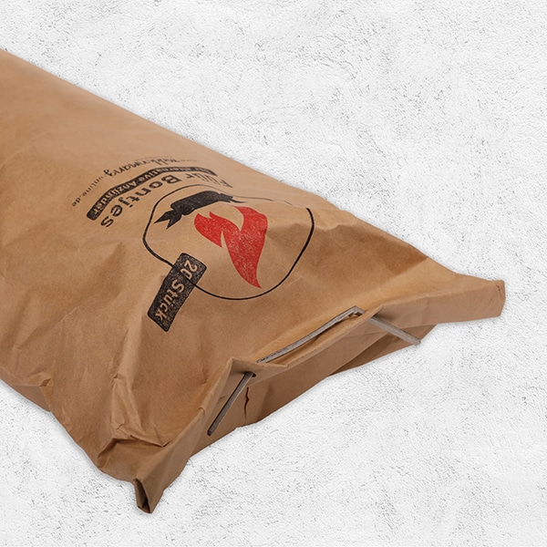 Eine Packung Füür Bontjes, auf der Seite liegend, geschlossen.